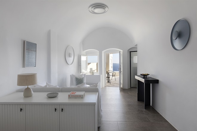 Honeymoon Suite Plunge Pool - Kitchen