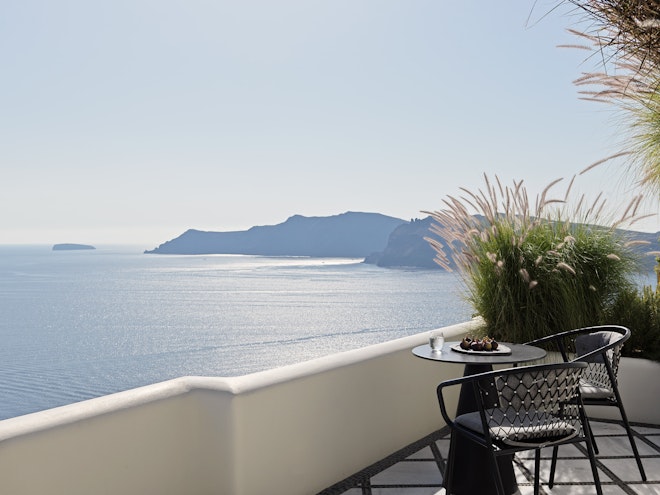 Executive Pool Suite - Terrace