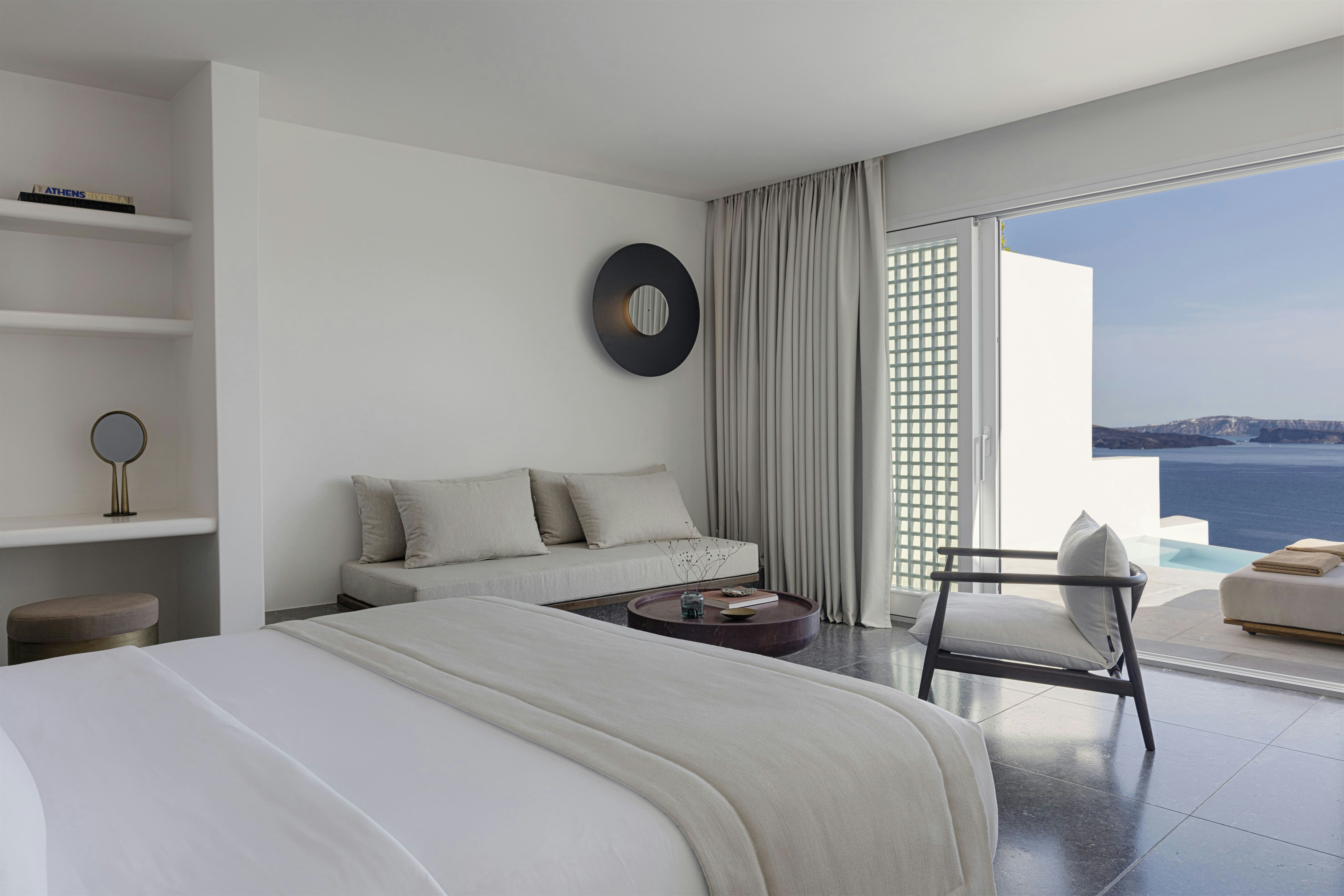 Pool Suite - Bedroom