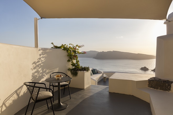 Superior Suite Plunge Pool - Terrace
