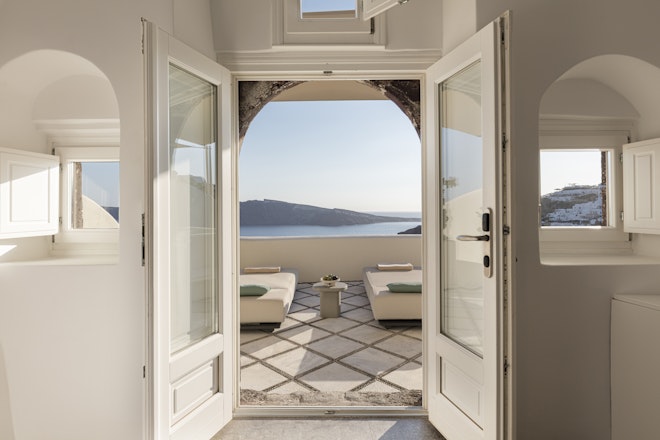 River Pool Suite - Terrace