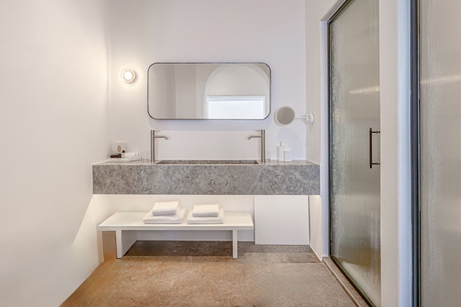 Two-Bedroom Suite Plunge Pool - Bathroom