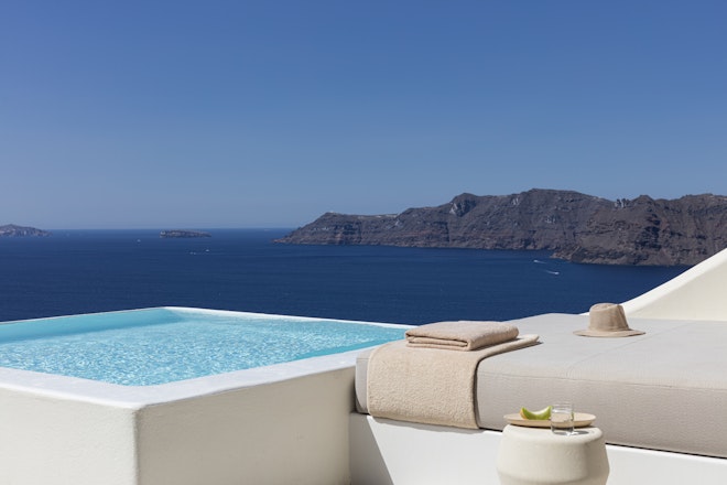 Infinity Pool Suite - Pool
