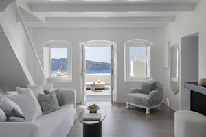 Canaves Suite with Pool - Living Area