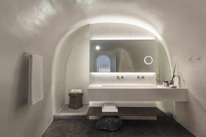 Two Bedroom Pool Villa with Caldera Sea View - Bathroom