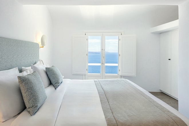Two-Bedroom Suite Plunge Pool - Bedroom