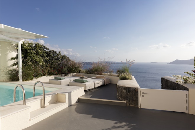 Canaves Suite with Pool - Terrace