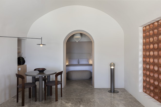 Infinity Pool Suite - Bedroom & Living Area