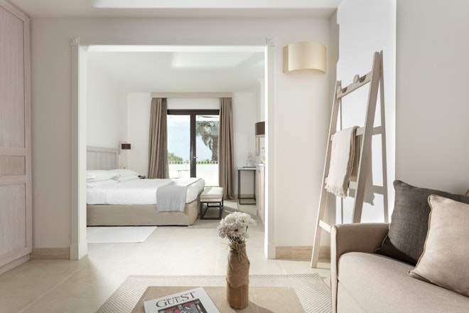 Junior Suite Side Sea View