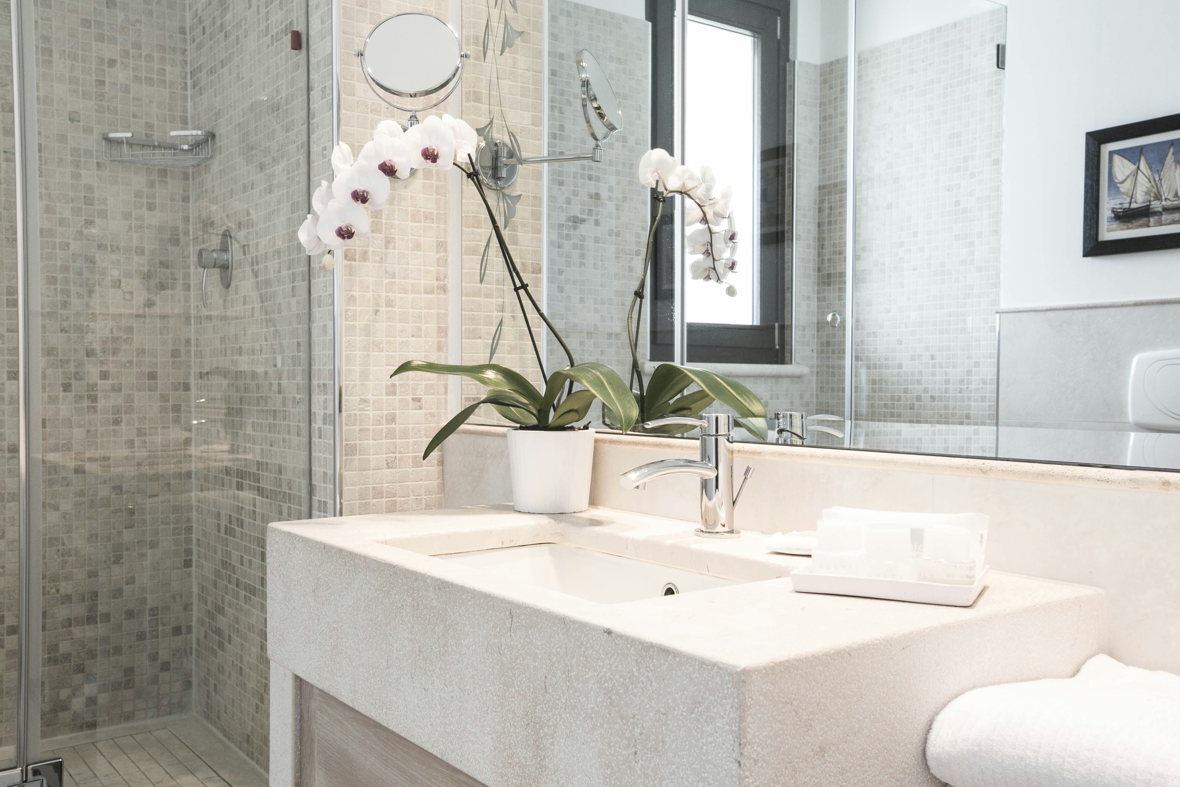 Suite Executive Sink