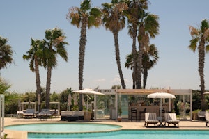 Botanico Pool Bar