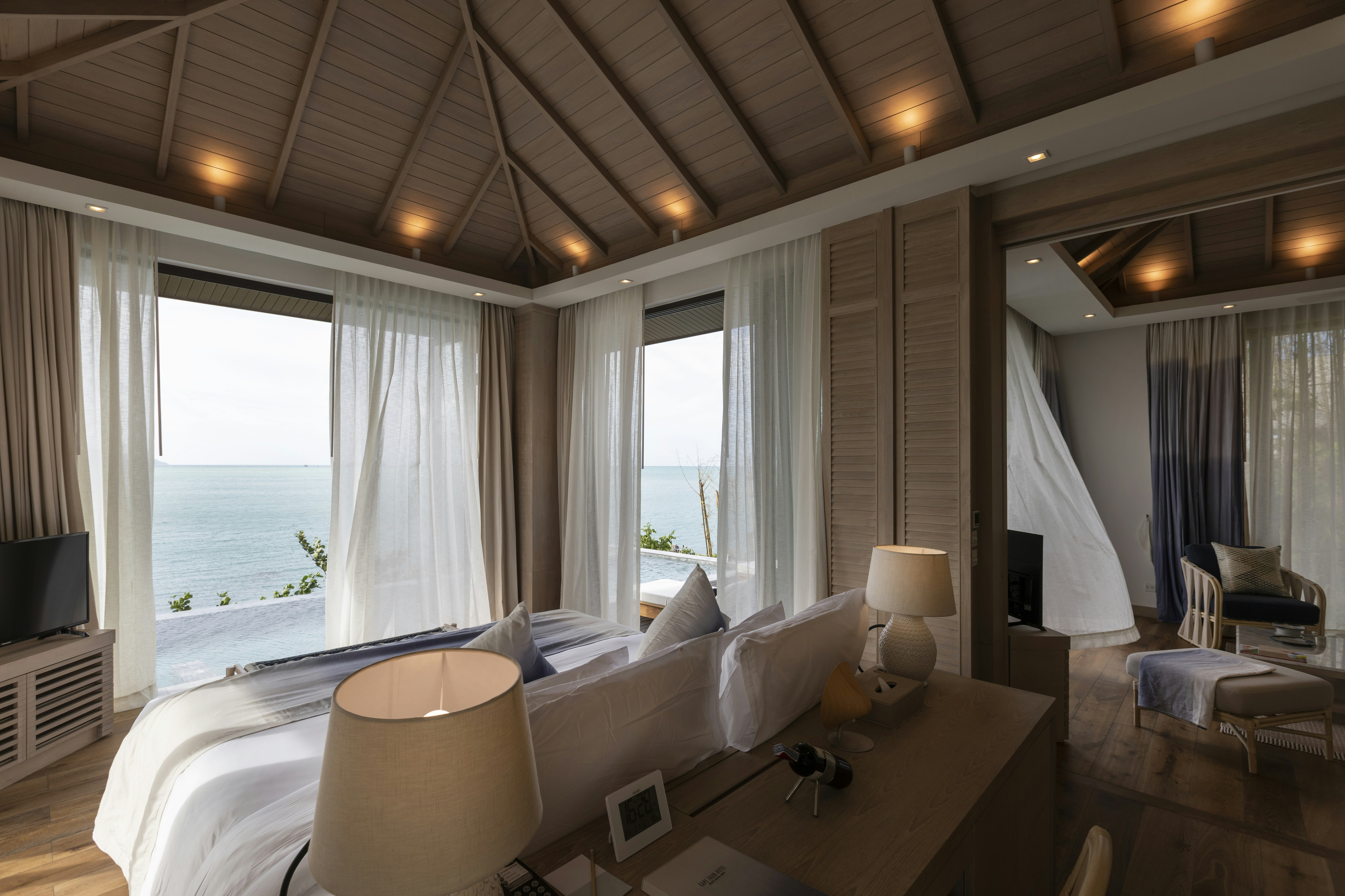 Ocean View Pool Villa - Bedroom