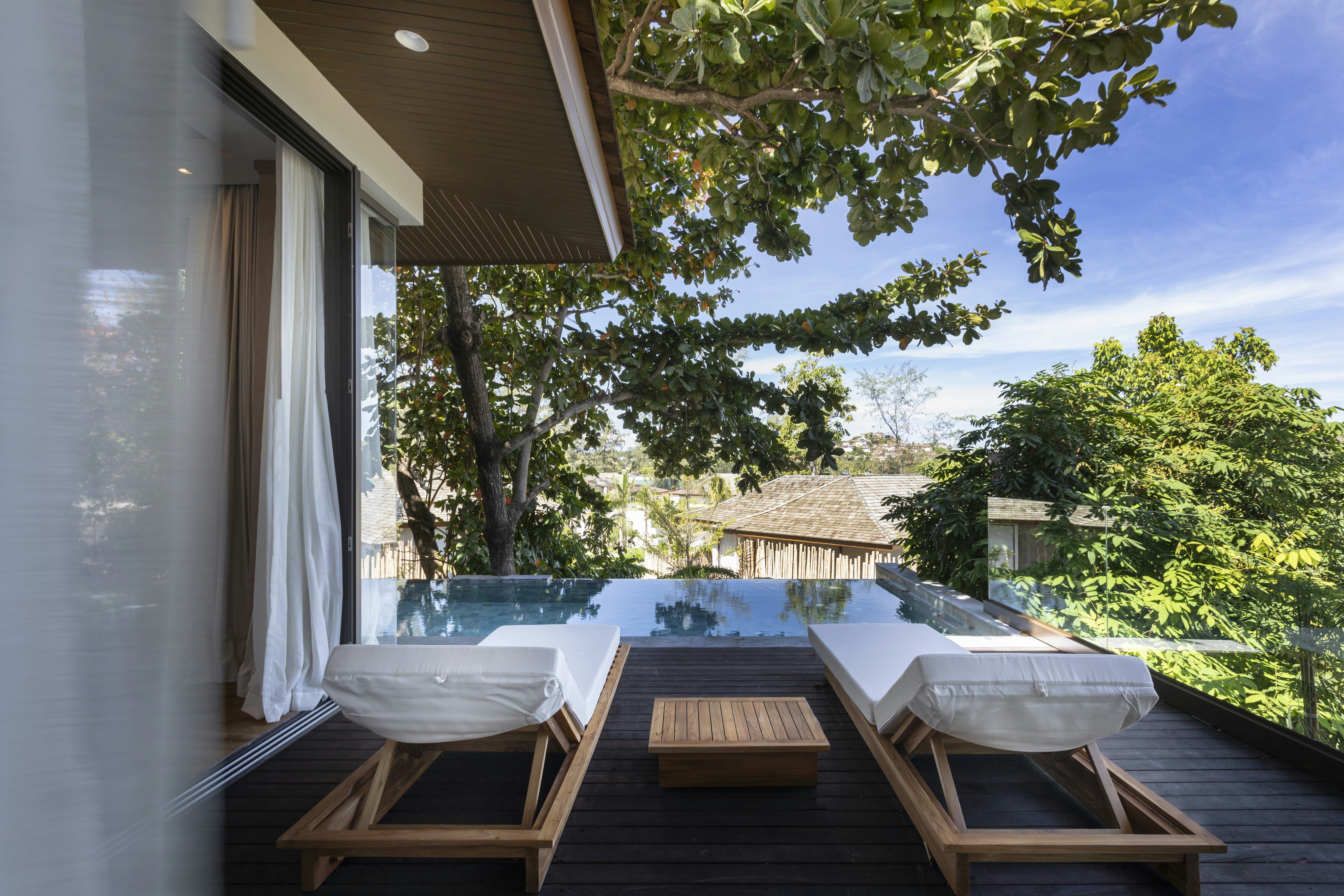 Tropical Pool Villa - Sundeck