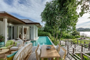 Fahn Noi Private Island Pool Villa - Pool