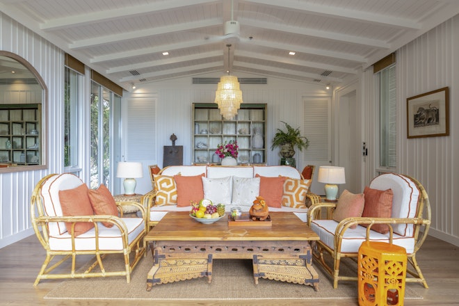 Fahn Noi Private Island Pool Villa - Living Area