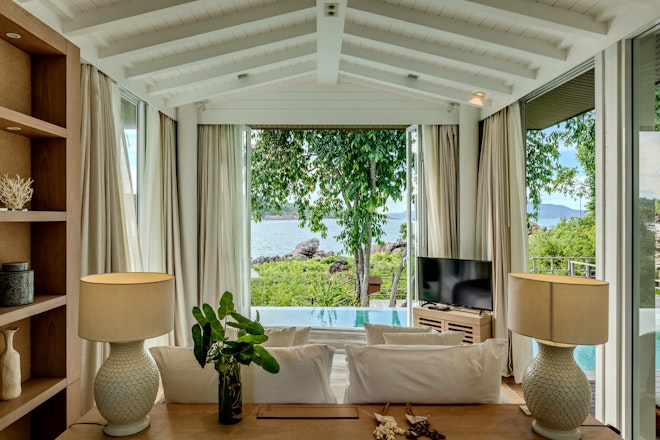 Fahn Noi Private Island Pool Villa - Living Area