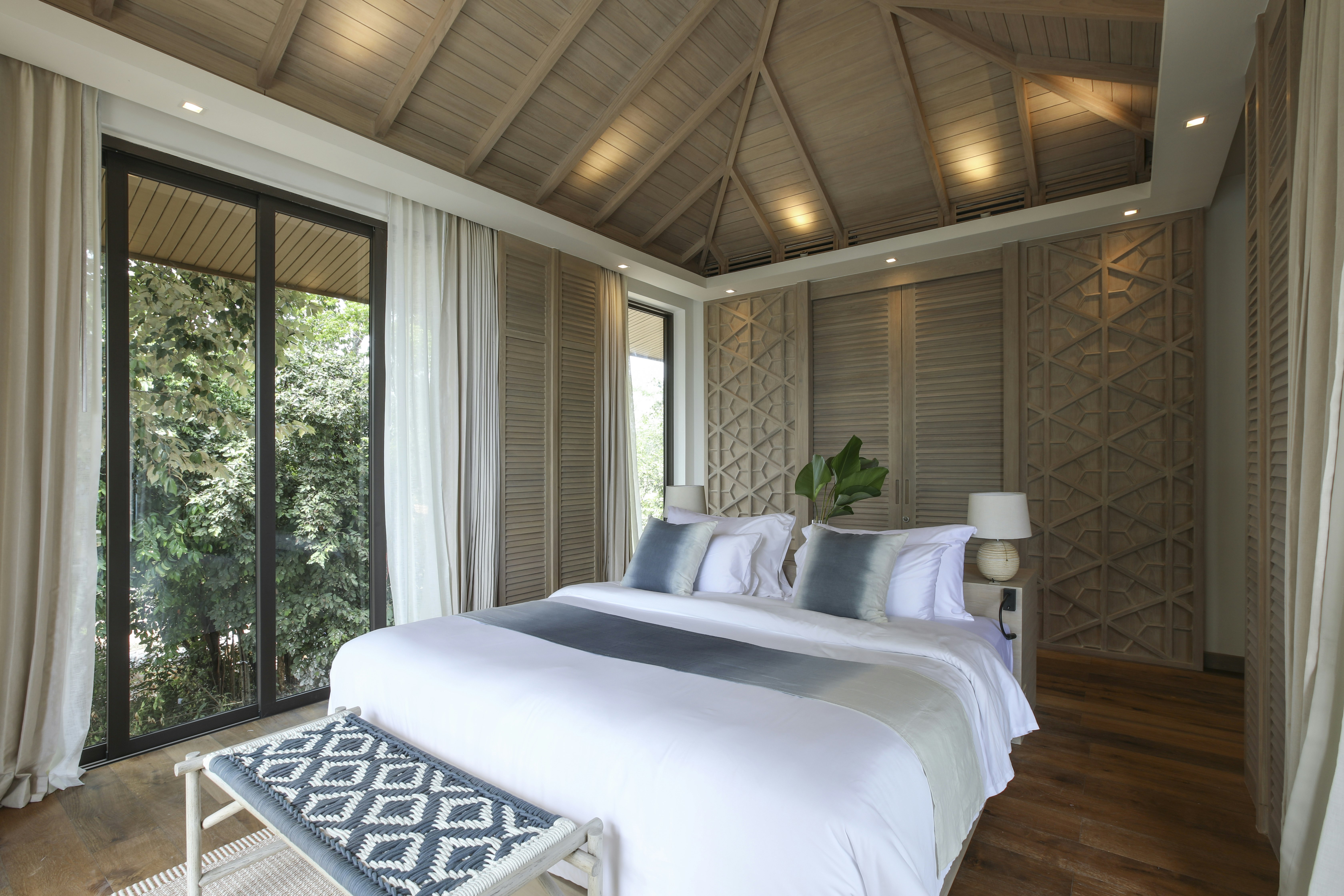 Tropical Pool Villa - Bedroom