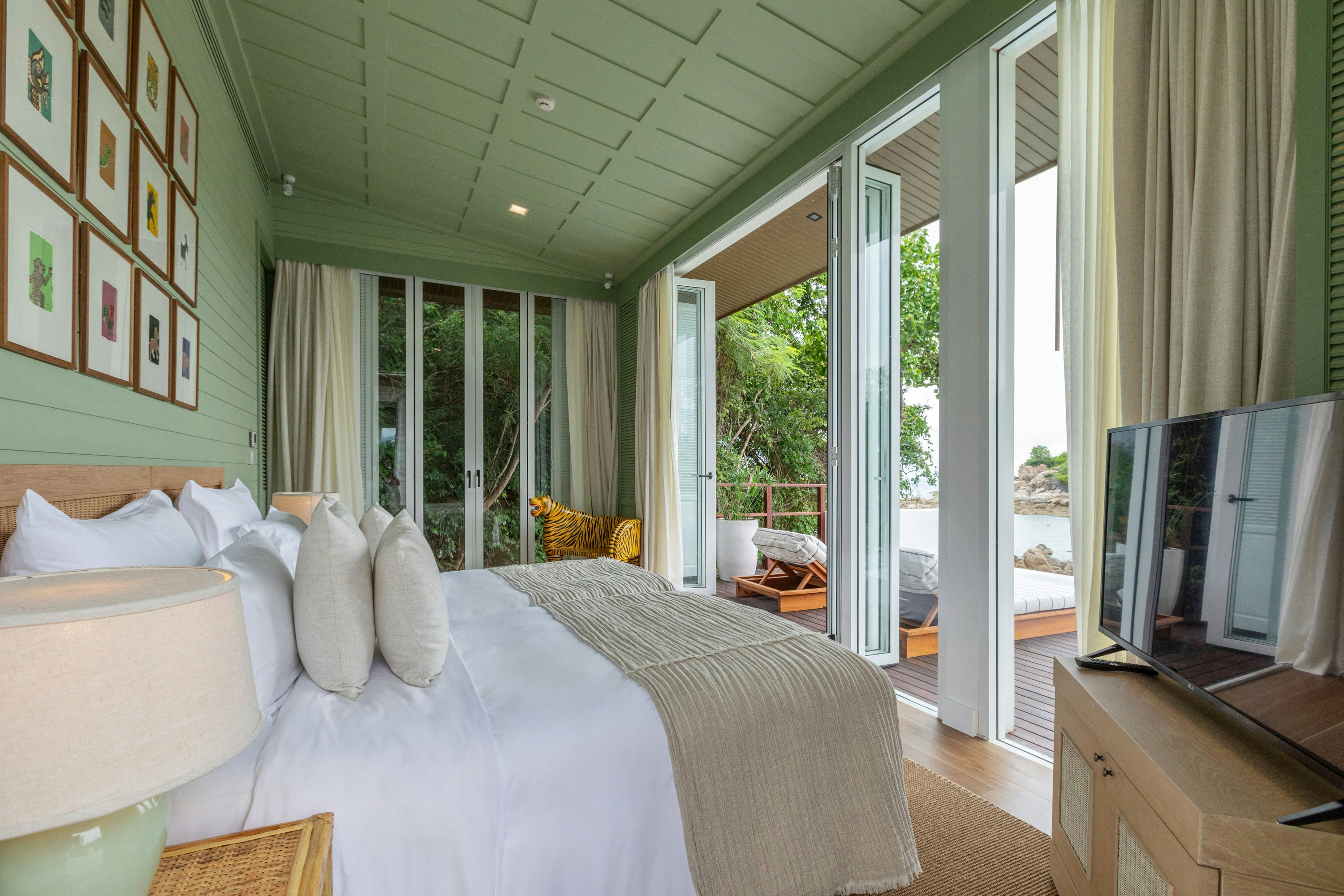 CF Fahn Noi Private Island Pool Villa