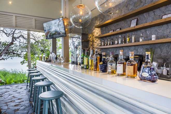 Long Island Bar