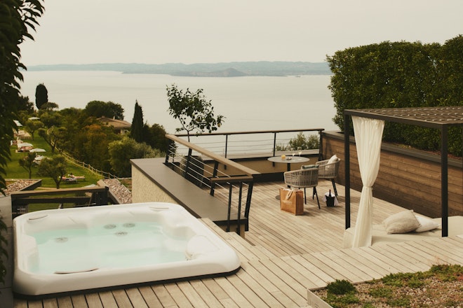 Sky Suite - Hot Tub & Terrace