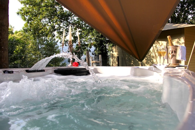 Tent Suite Privilege