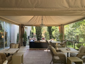 Exterior Tent Restaurant