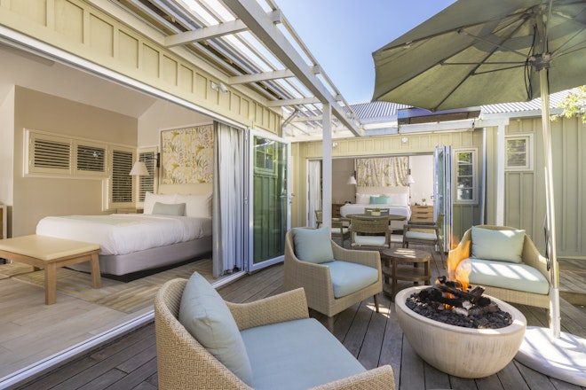 Garden Suite Backyard Firepit