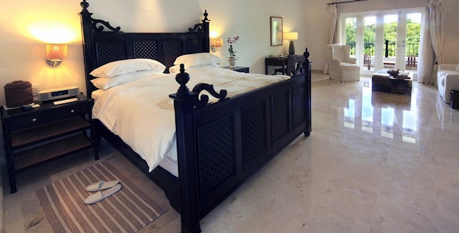 Tropical View Suite