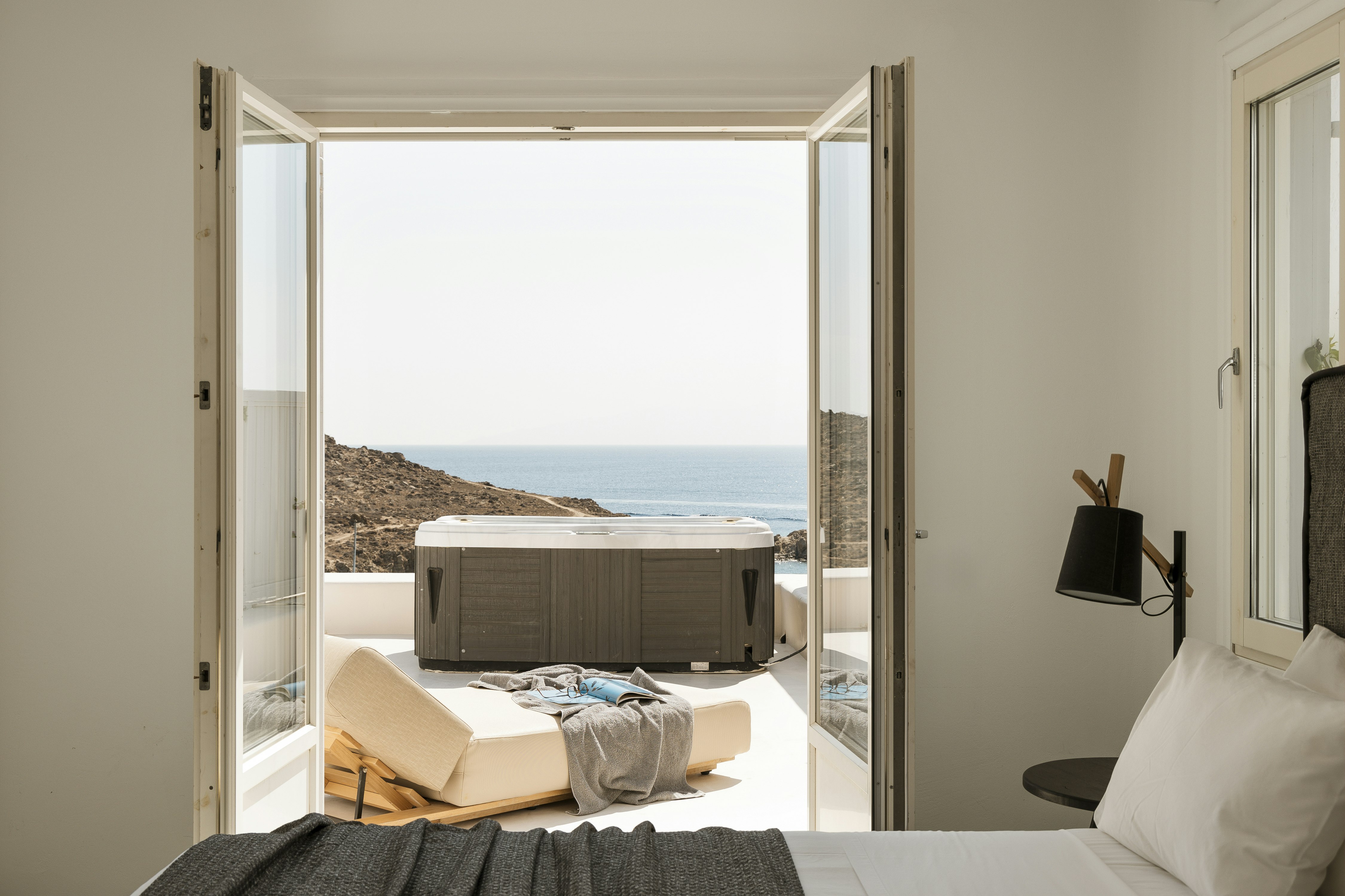 Signature Seaview Jacuzzi Villa - Bedroom