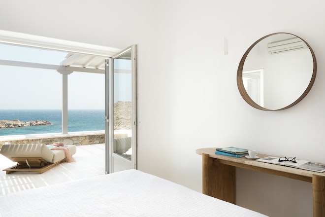 Family and Friends Seaside Villa - Bedroom