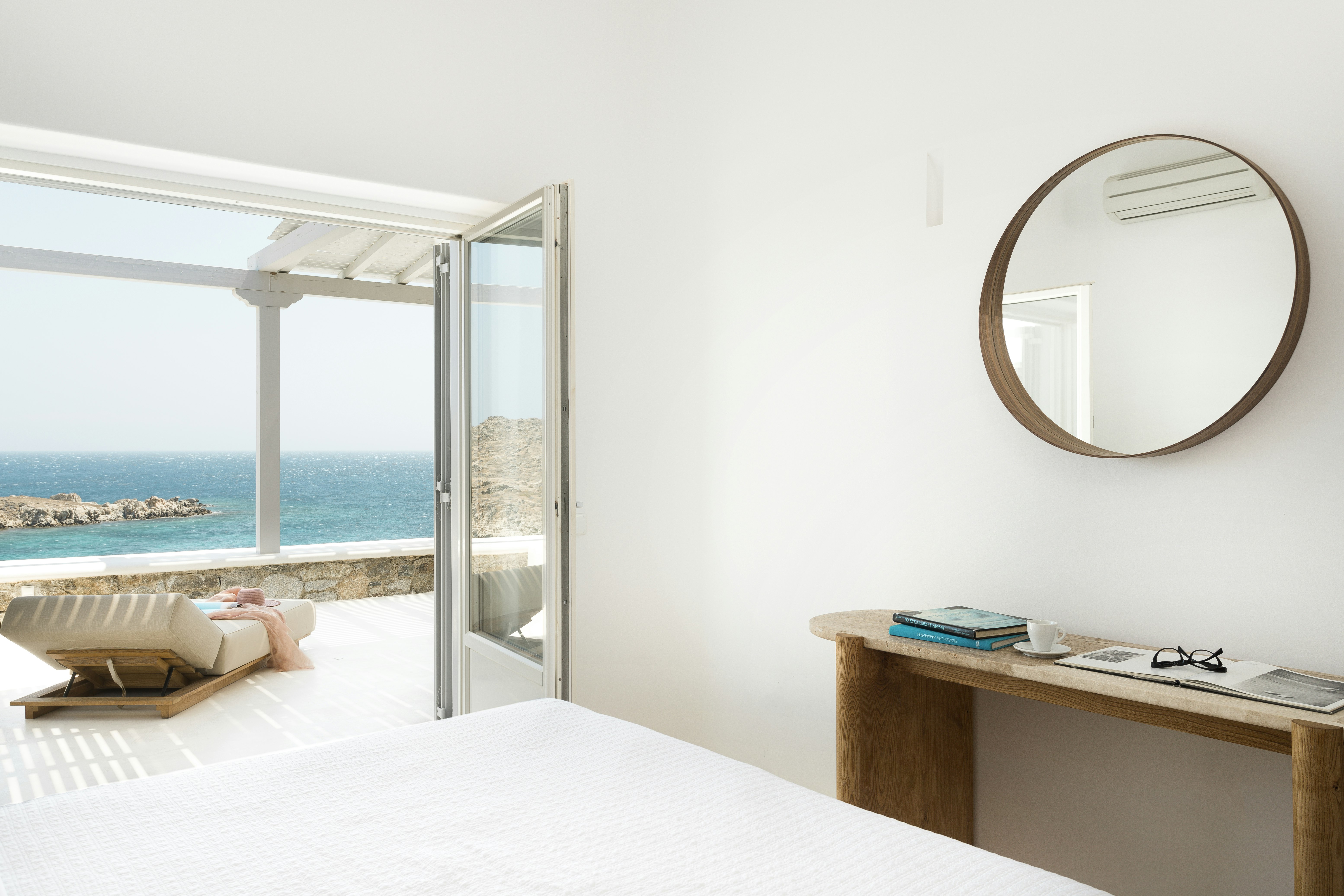 Family and Friends Seaside Villa - Bedroom