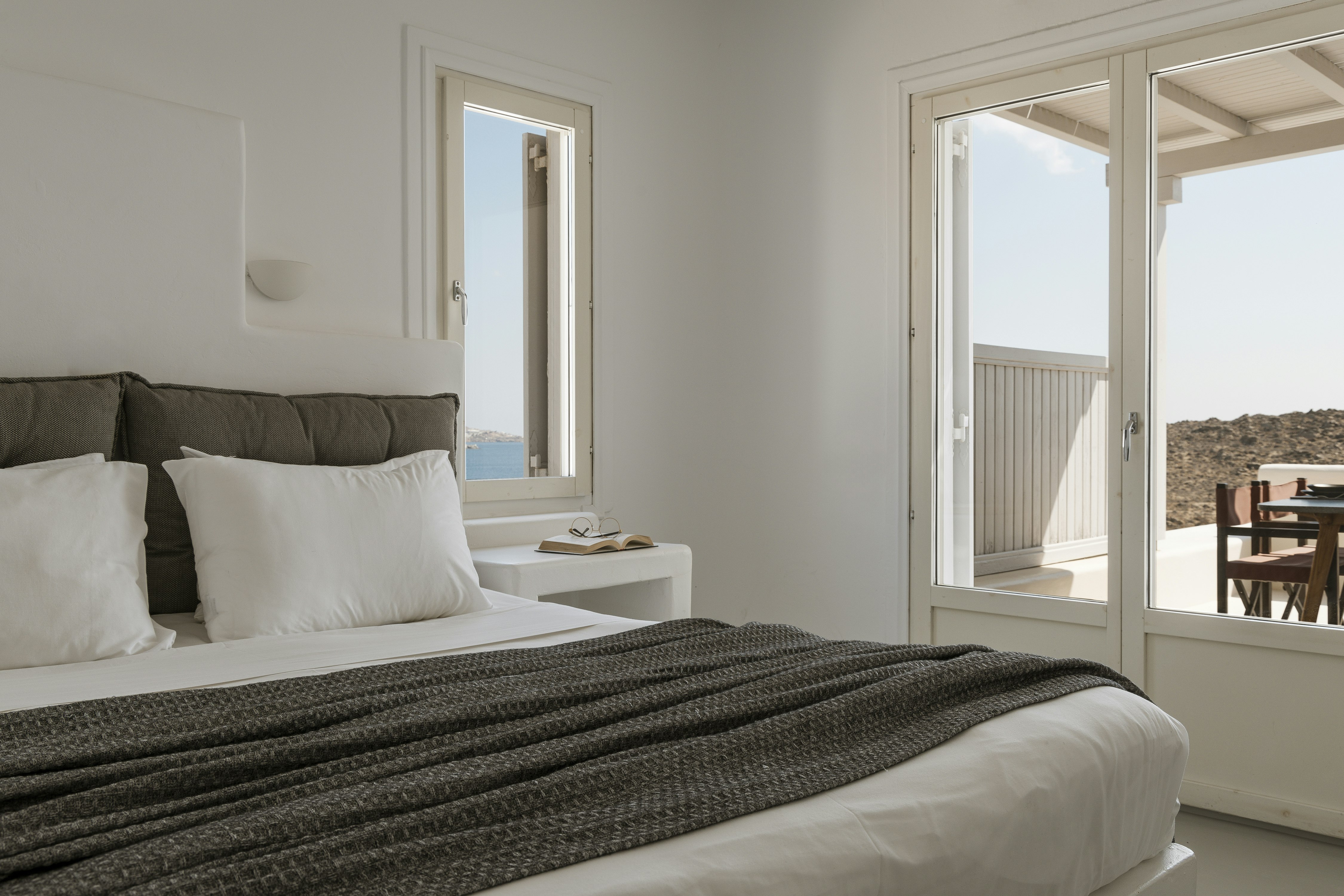 Signature Seaview Jacuzzi Villa - Bedroom