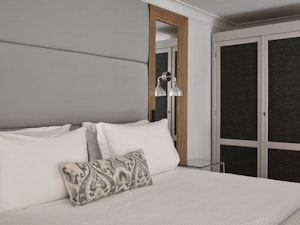 Junior Suite Bedroom