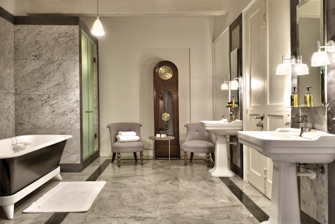 Suite 2