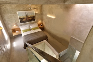 Suite 7
