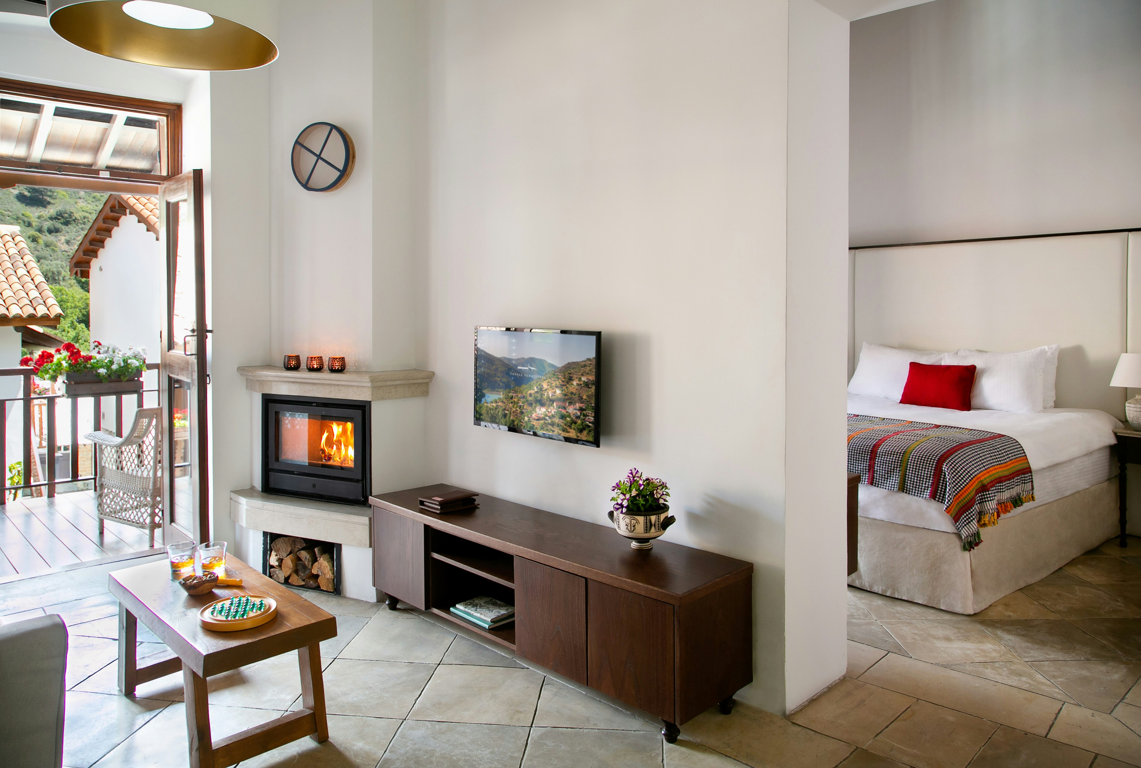 Junior Suite - Maratho House