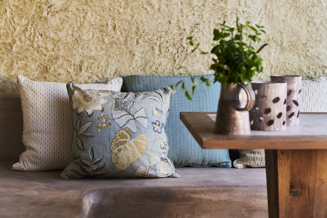 Deluxe Pool Suite - Patio