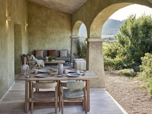 Prestige Pool Suite - Outdoor Dining