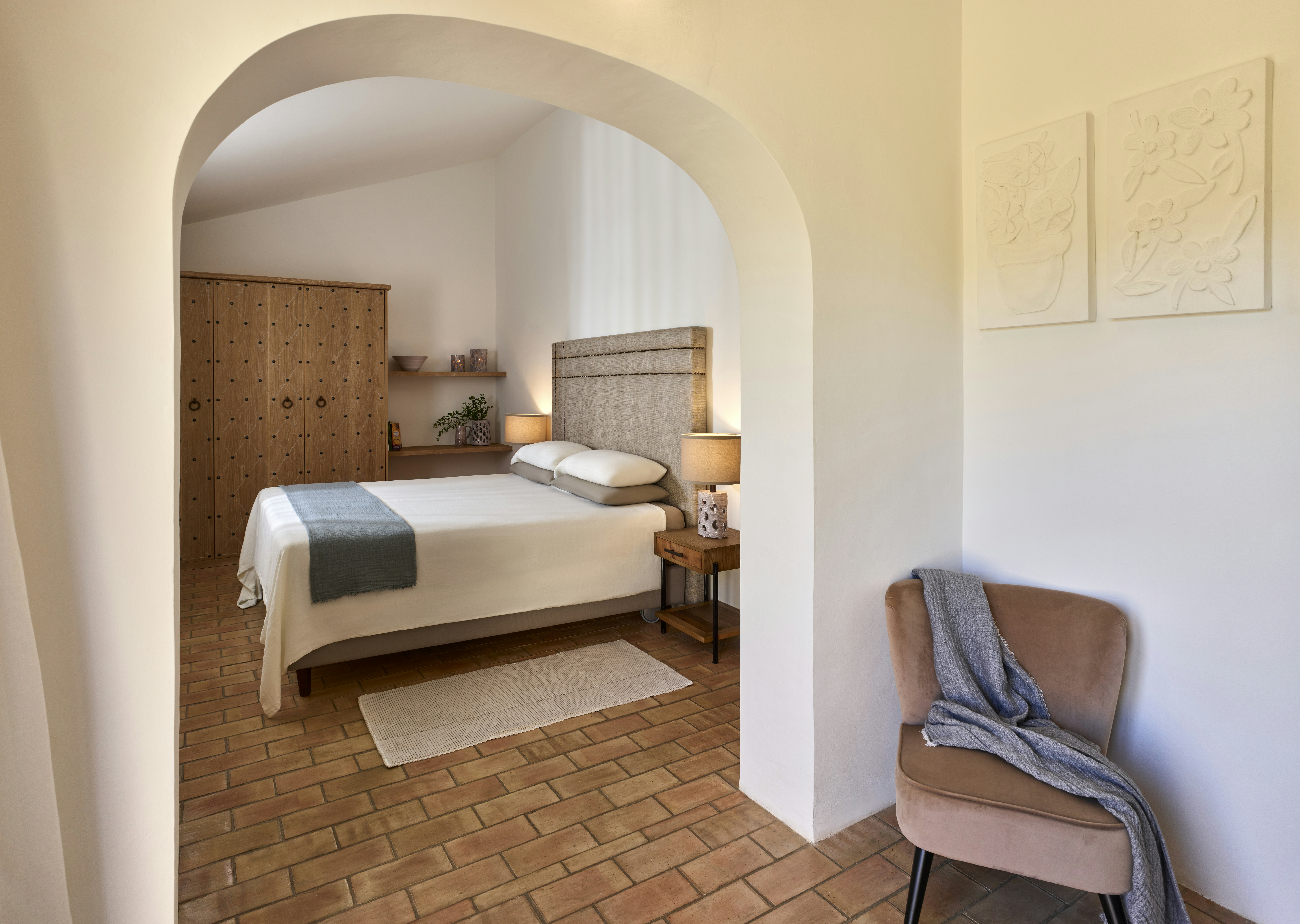 Prestige Pool Suite - Bedroom