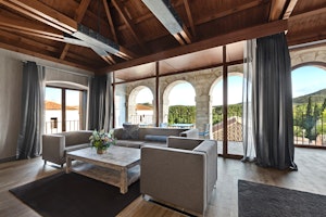Viewpoint Suite - Living Area