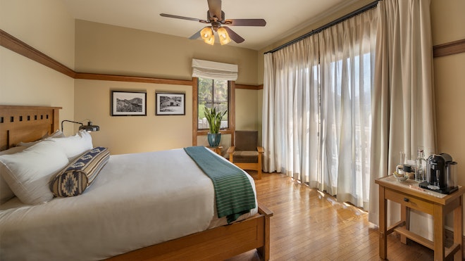 Top of the Lodge - Bedroom