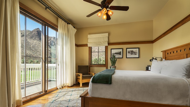 Top of the Lodge - Bedroom