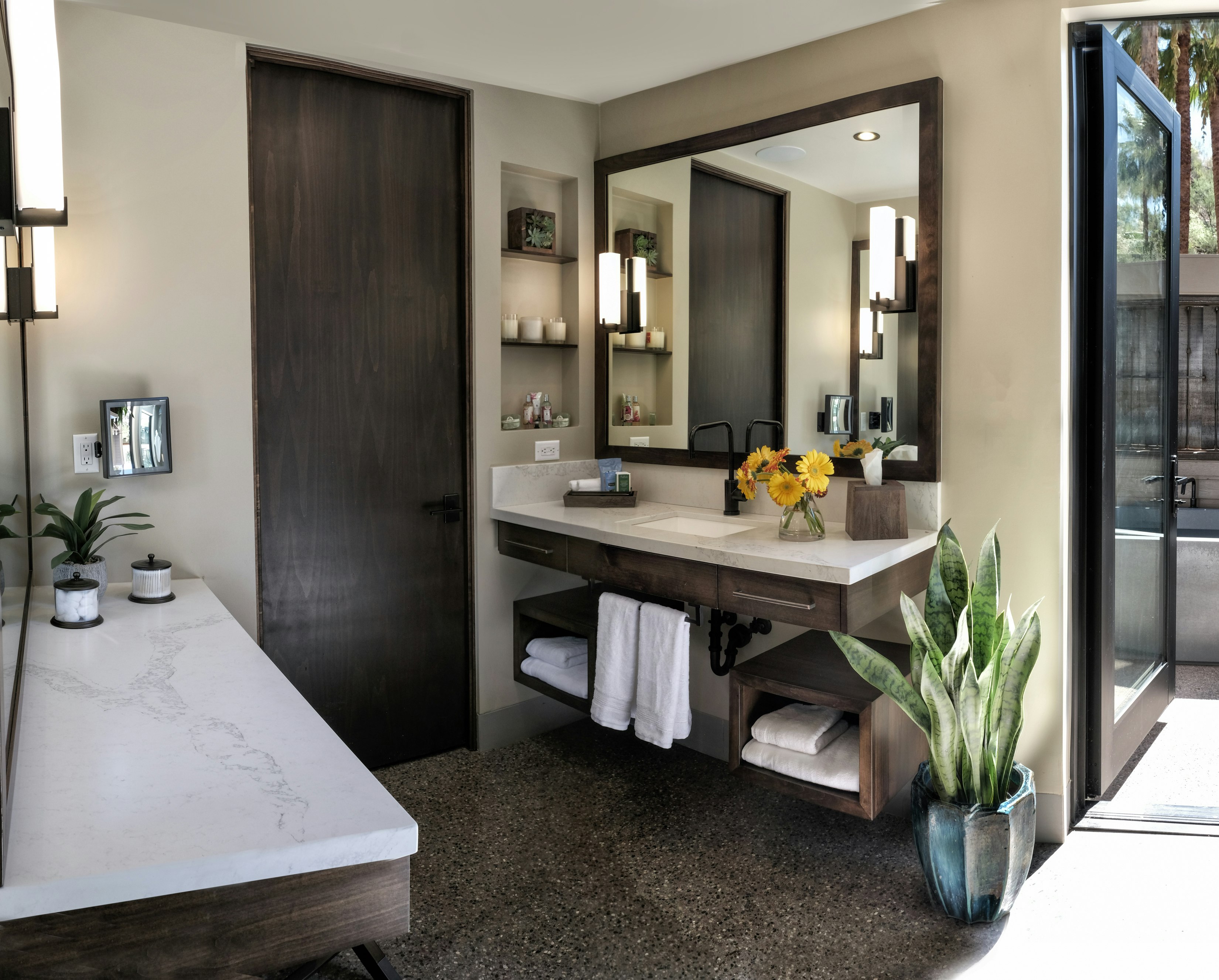 Spring Bungalow - Bathroom