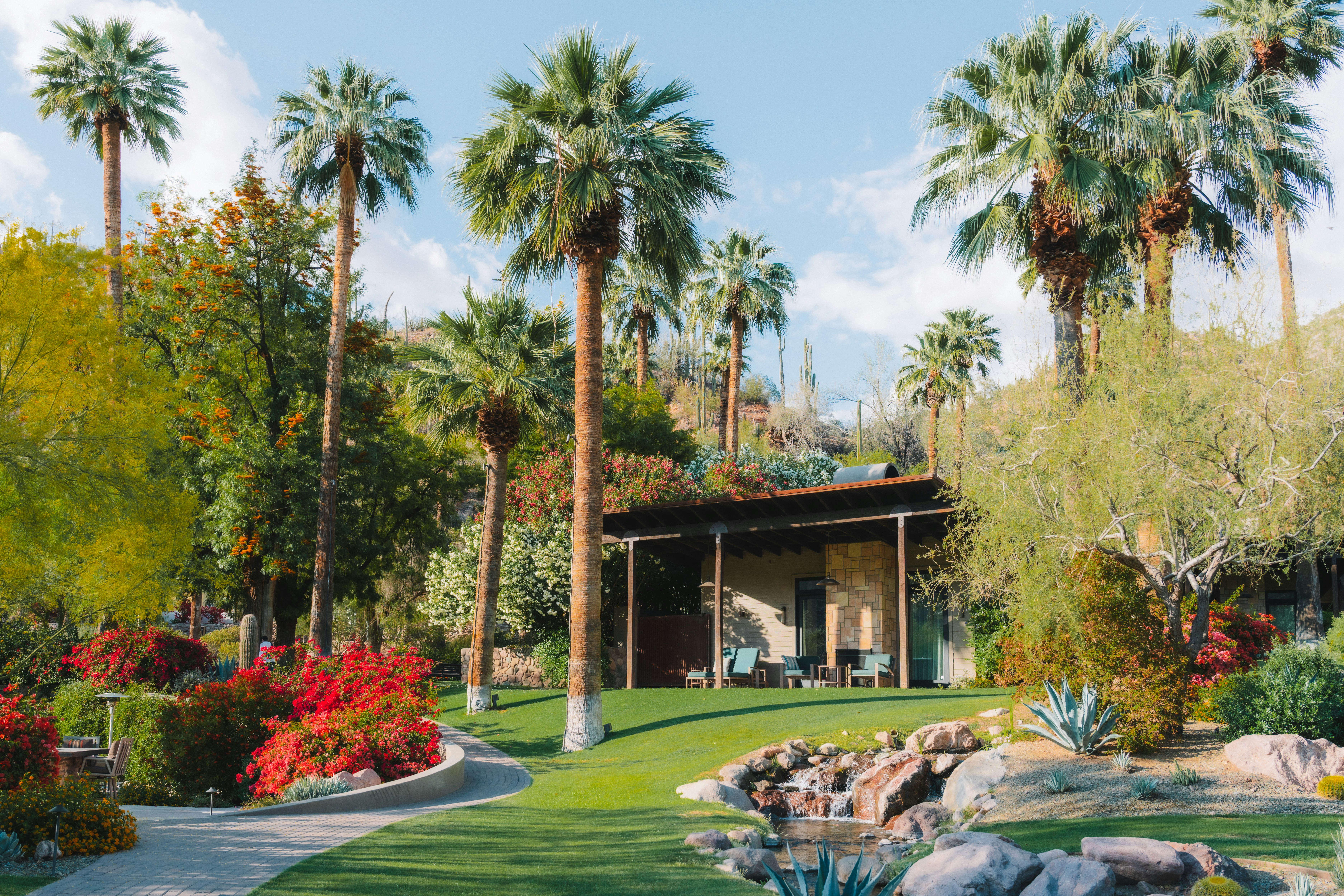 Spring Bungalow - Exterior