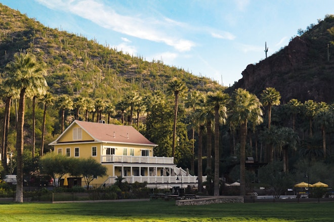 Top of the Lodge - Exterior