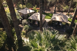 Massage Cabanas