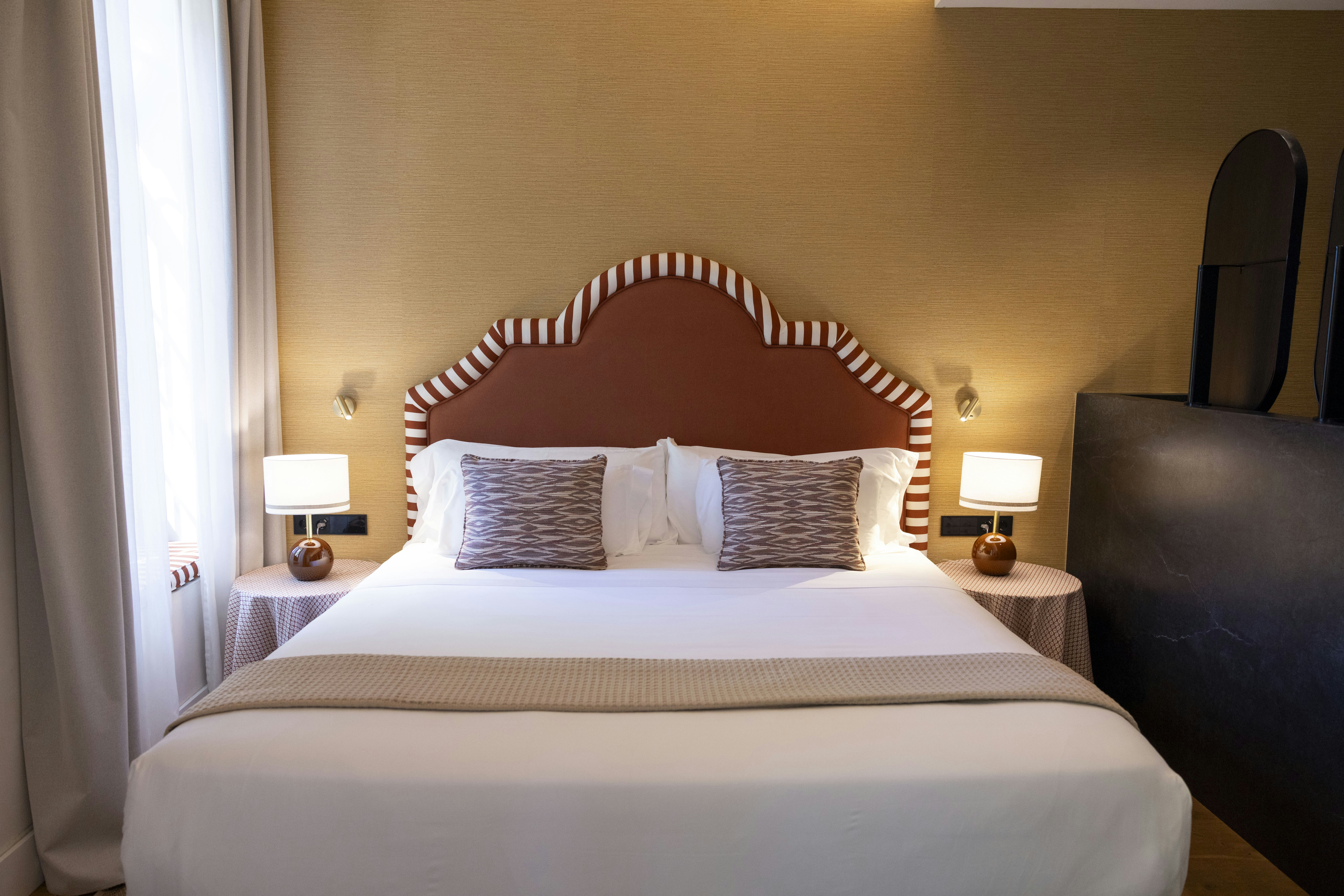 Grand Deluxe - Bedroom