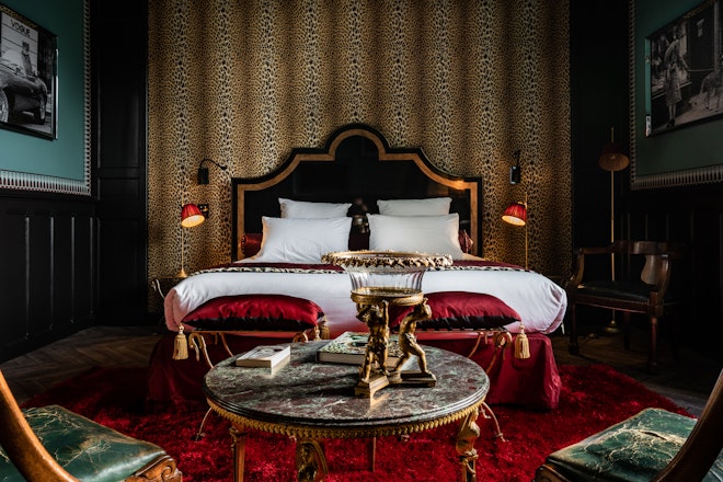 Minuit A Paris - Bedroom