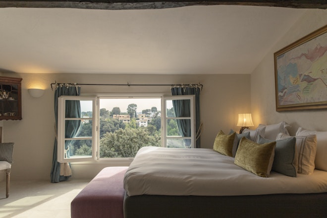 Superior - Bedroom