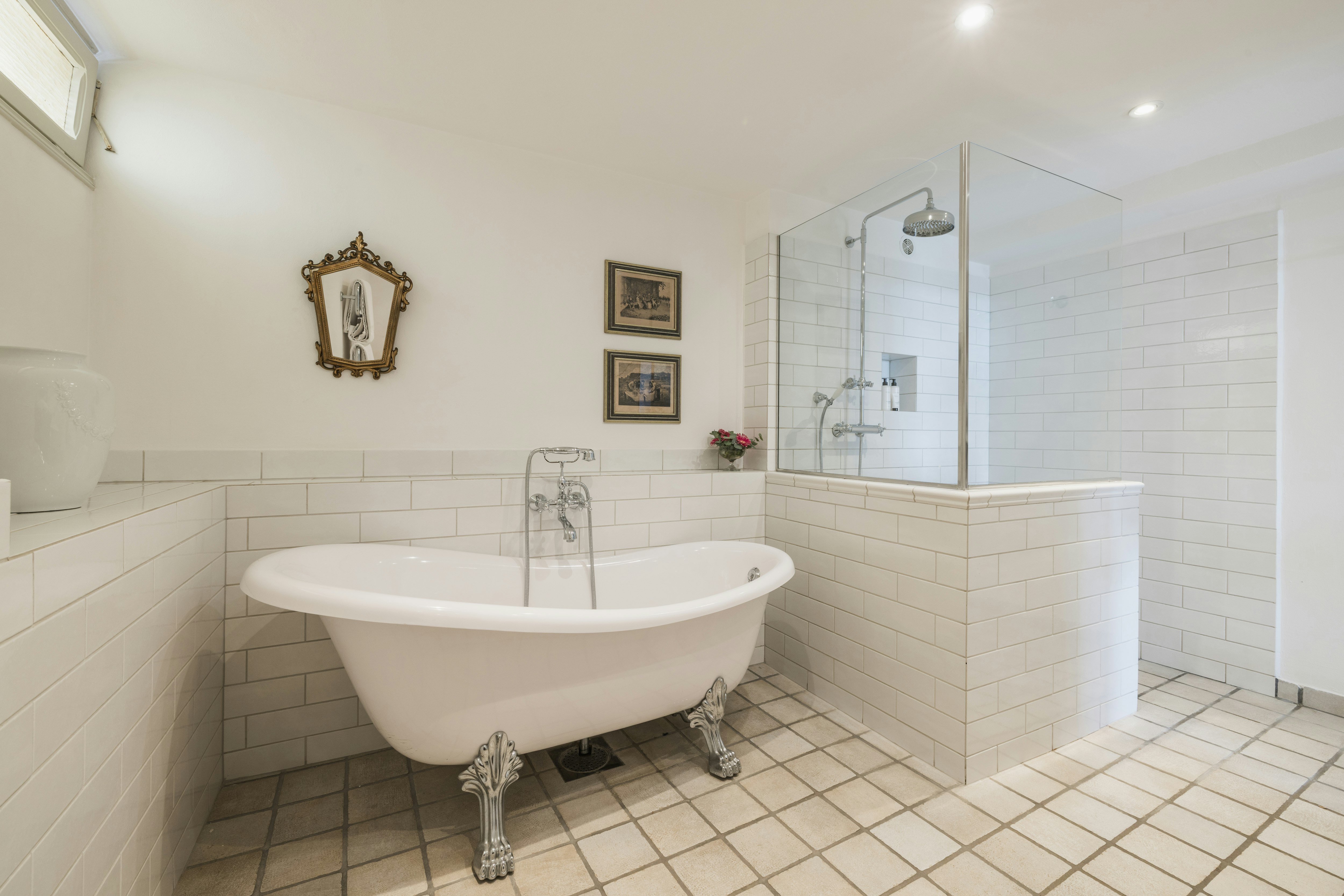 Prestige Suite - Bathroom